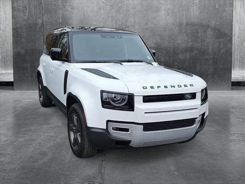 2025 Land Rover Defender 110 P400 S