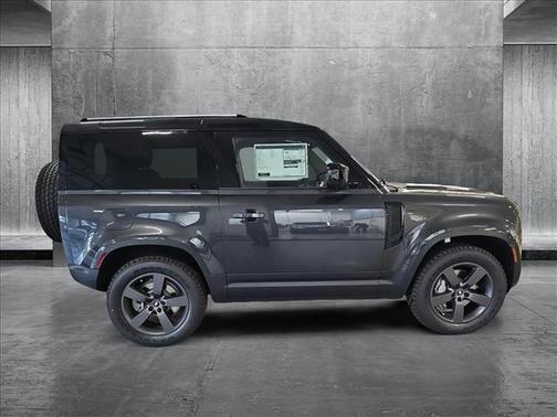 2025 Land Rover Defender 90 P300 S
