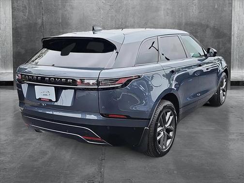 2026 Land Rover Range Rover Velar P250 SE R-Dynamic