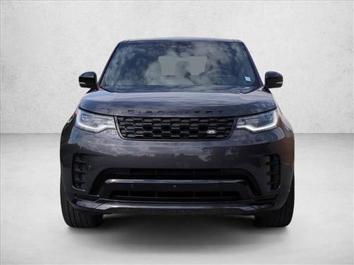 2024 Land Rover Discovery P300 Dynamic SE