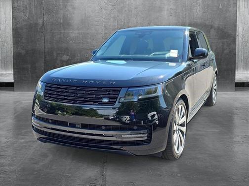 2025 Land Rover Range Rover P400 SE