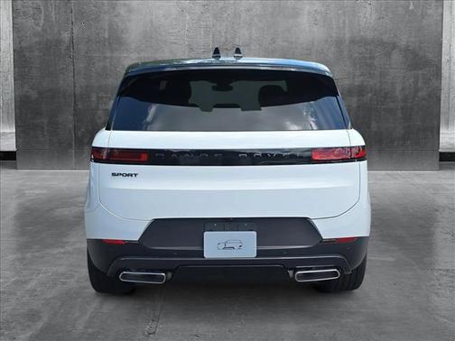 2025 Land Rover Range Rover Sport SE