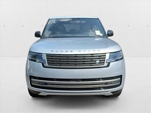 2025 Land Rover Range Rover P400 SE