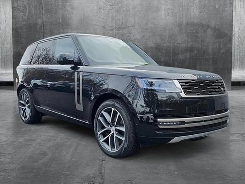 2025 Land Rover Range Rover P530 SE