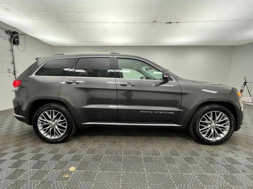 2018 Jeep Grand Cherokee Summit