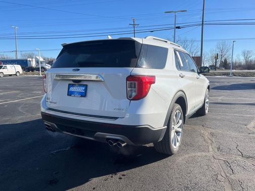 2022 Ford Explorer Platinum