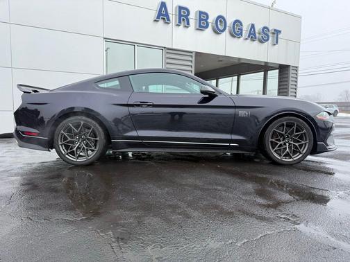 2023 Ford Mustang Mach 1 Fastback