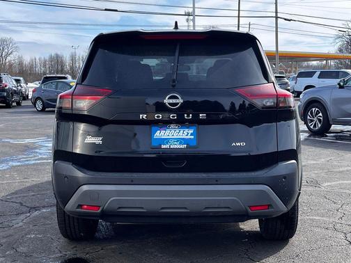 2023 Nissan Rogue S