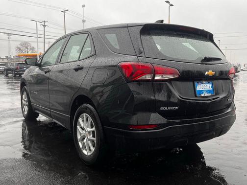 2024 Chevrolet Equinox LS
