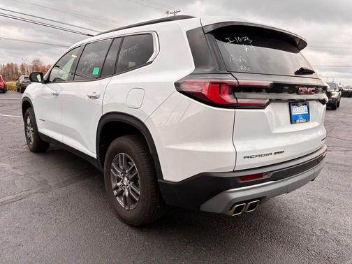 2025 GMC Acadia AWD Elevation