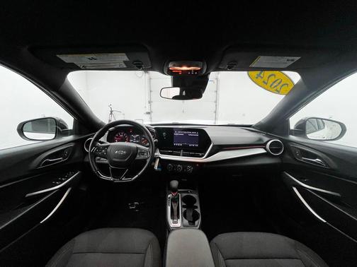 2024 Chevrolet Trax FWD 1RS