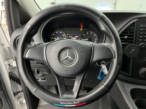 2018 Mercedes-Benz Metris Base