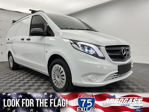2018 Mercedes-Benz Metris Base