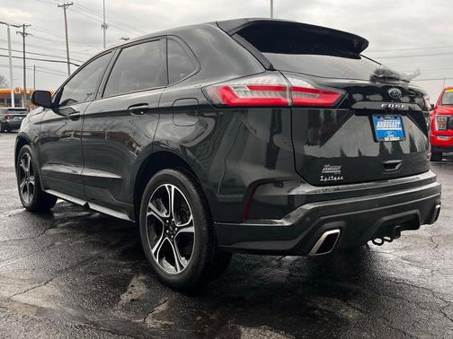 2023 Ford Edge ST