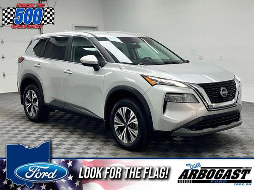 Brilliant Silver Metallic 2023 Nissan Rogue SV
