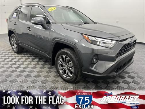 2022 Toyota RAV4 Hybrid XLE Premium