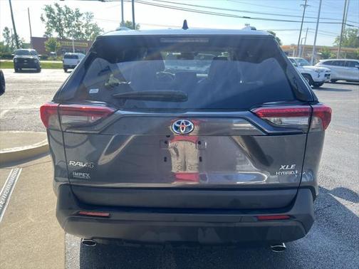 2022 Toyota RAV4 Hybrid XLE Premium