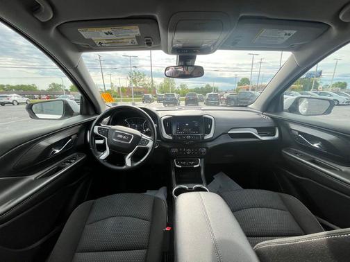 Summit White 2022 GMC Terrain SLE