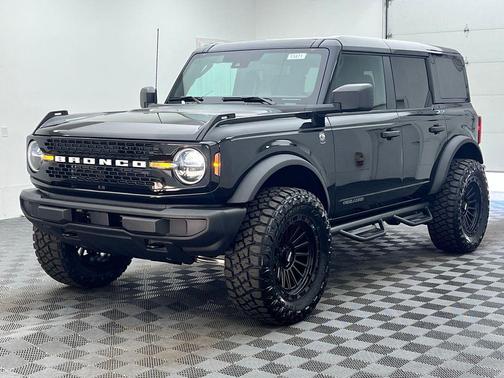 Shadow Black 2026 Ford Bronco Big Bend