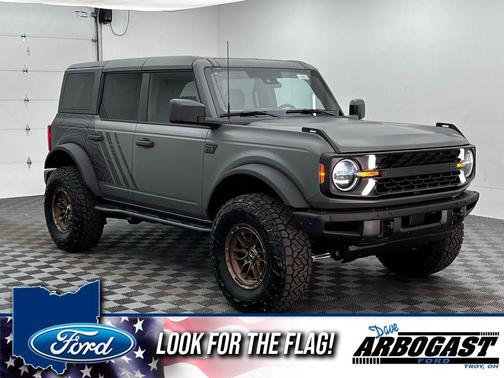 Shadow Black 2025 Ford Bronco Big Bend