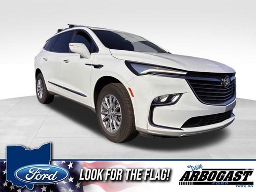 2023 Buick Enclave Essence FWD
