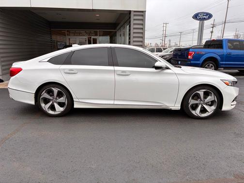 2020 Honda Accord Touring 2.0T