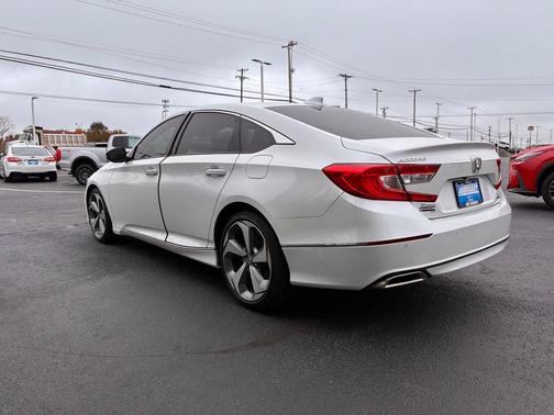 2020 Honda Accord Touring 2.0T