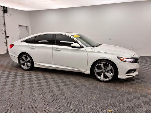 2020 Honda Accord Touring 2.0T