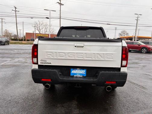 2024 Honda Ridgeline Black