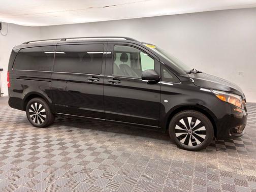 2023 Mercedes-Benz Metris Base