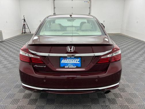 2017 Honda Accord EX-L w/Navigation & Honda Sensing
