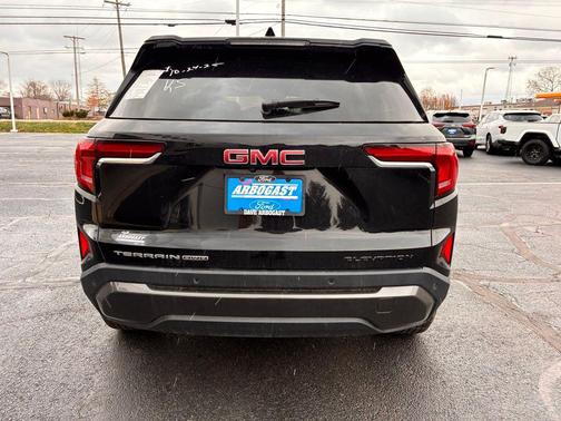 2025 GMC Terrain AWD Elevation