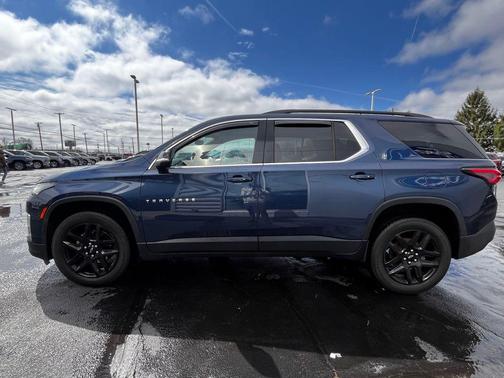 Northsky Blue Metallic 2023 Chevrolet Traverse LT Leather