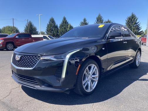 2022 Cadillac CT4 Luxury