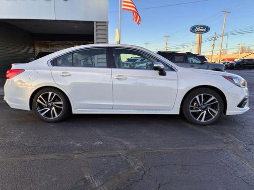 2019 Subaru Legacy Sport