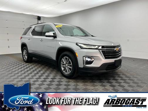 2022 Chevrolet Traverse LT Cloth