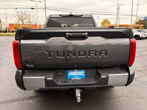 2024 Toyota Tundra SR5
