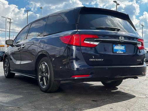 2023 Honda Odyssey Elite