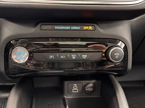 2026 Ford Escape Platinum