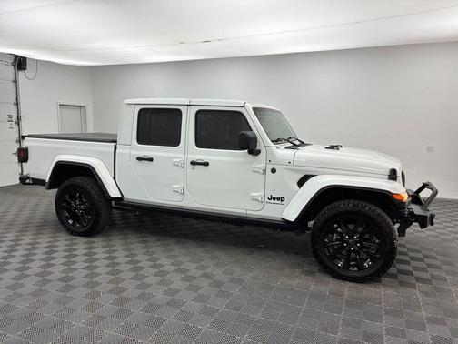 2024 Jeep Gladiator Nighthawk