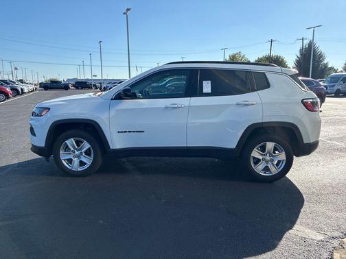 2022 Jeep Compass Latitude