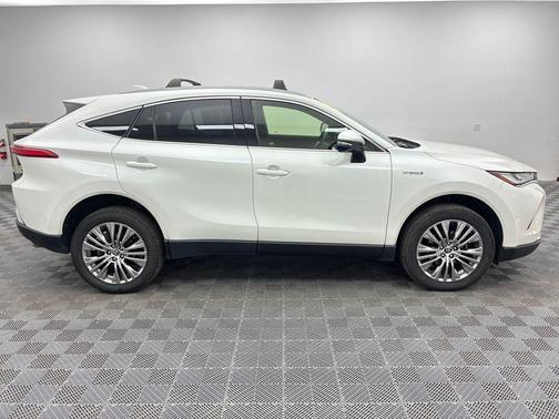 2021 Toyota Venza XLE