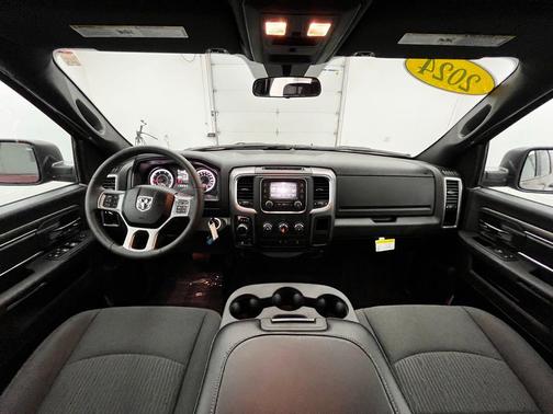 Delmonico Red Pearlcoat 2024 RAM 1500 Classic Warlock Crew Cab 4x4 5'7' Box