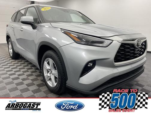 2023 Toyota Highlander LE
