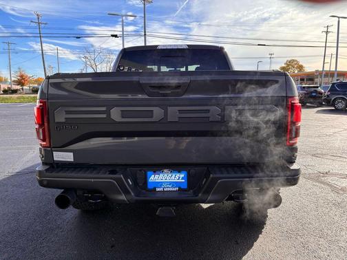 2020 Ford F-150 Raptor