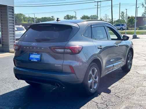 Carbonized Gray Metallic 2024 Ford Escape ST-Line