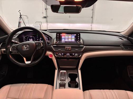 2021 Honda Accord Touring 2.0T