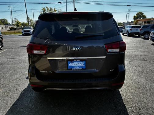 2016 Kia Sedona EX