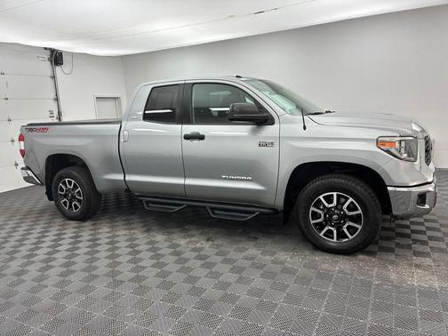 2018 Toyota Tundra SR5