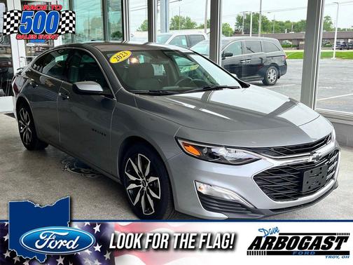 Sterling Gray Metallic 2023 Chevrolet Malibu FWD RS